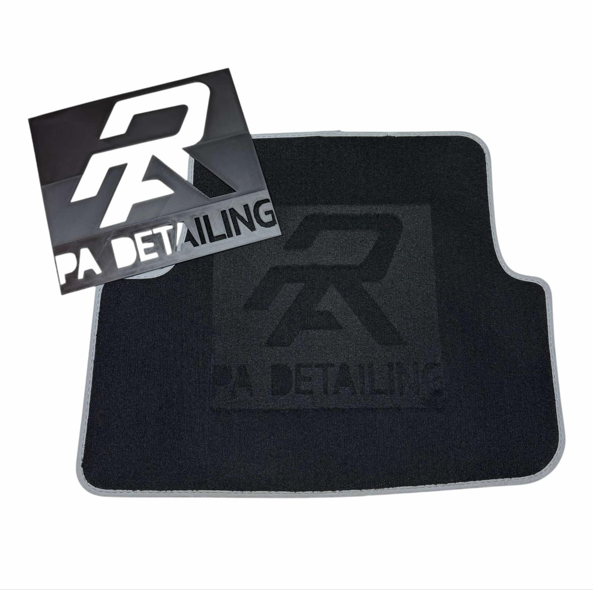 Pochoirs Automobiles Personnalisés – Création sur Mesure pour Entreprises et Professionnels